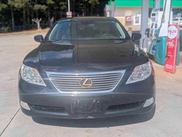2008 Lexus, dovoz USA — foto 2 z 12