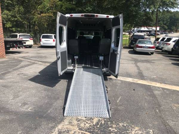 2016 RAM, dovoz USA — foto 11 z 12
