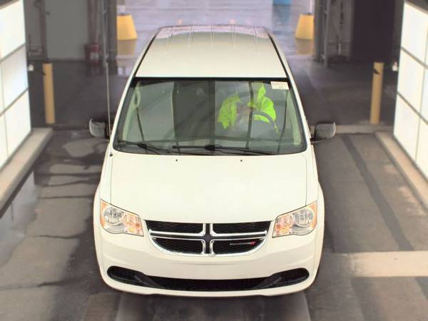 2019 Dodge, dovoz USA — foto 7 z 12