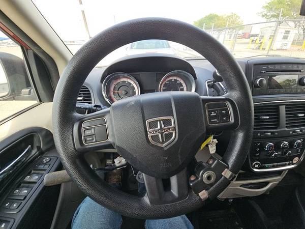 2013 Dodge, dovoz USA — foto 10 z 12