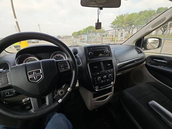 2013 Dodge, dovoz USA — foto 11 z 12