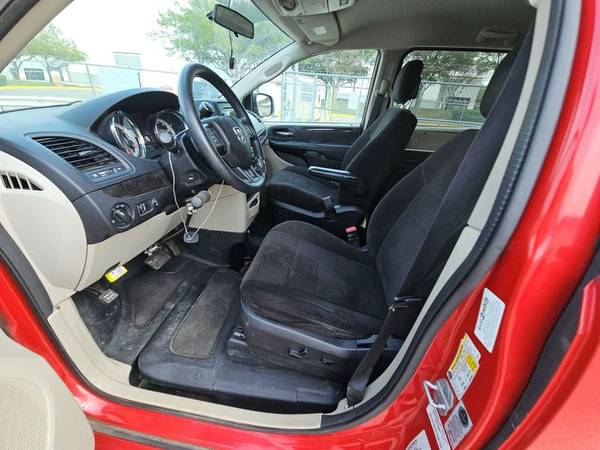 2013 Dodge, dovoz USA — foto 7 z 12
