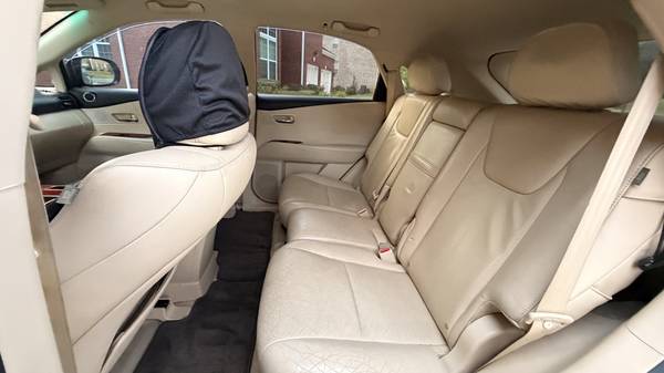 2012 Lexus, dovoz USA — foto 12 z 12