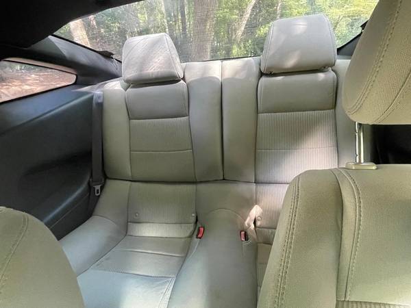 2014 Ford, dovoz USA — foto 3 z 6