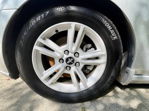 2014 Ford, dovoz USA — foto 4 z 6