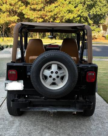 Jeep, dovoz USA — foto 3 z 7