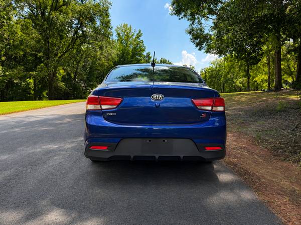 2018 Kia, dovoz USA — foto 3 z 12