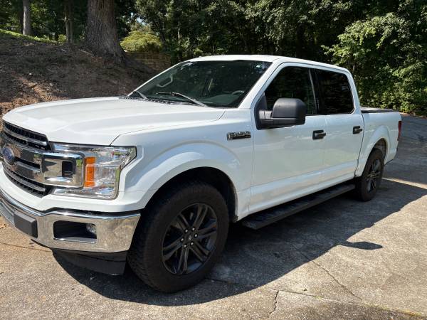 2018 Ford, dovoz USA — foto 2 z 12