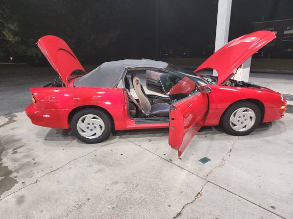 Camaro, dovoz USA — foto 10 z 12