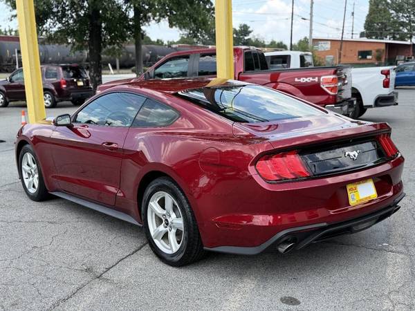 2018 Ford, dovoz USA — foto 5 z 12
