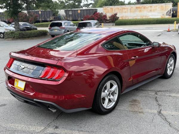 2018 Ford, dovoz USA — foto 7 z 12