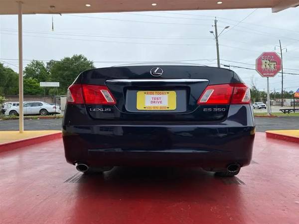 2007 Lexus, dovoz USA — foto 7 z 12