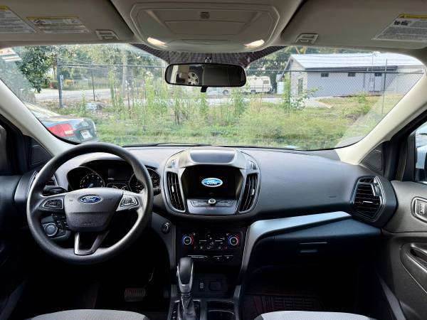 2019 Ford, dovoz USA — foto 11 z 12