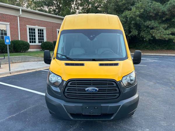 2018 Ford, dovoz USA — foto 3 z 12