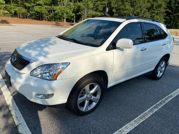 2008 Lexus, dovoz USA — foto 2 z 12