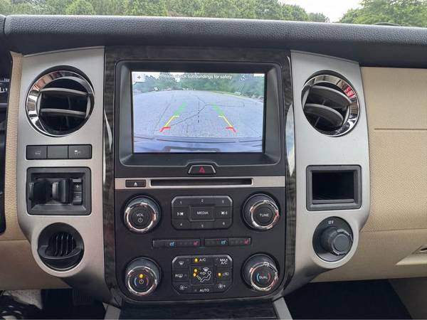 2017 Ford, dovoz USA — foto 10 z 12