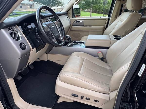 2017 Ford, dovoz USA — foto 9 z 12
