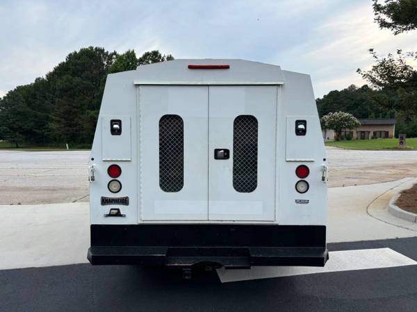 2017 Ford, dovoz USA — foto 6 z 11