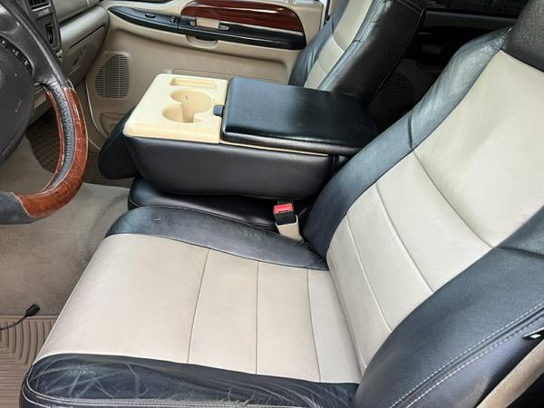 2005 Ford, dovoz USA — foto 6 z 10