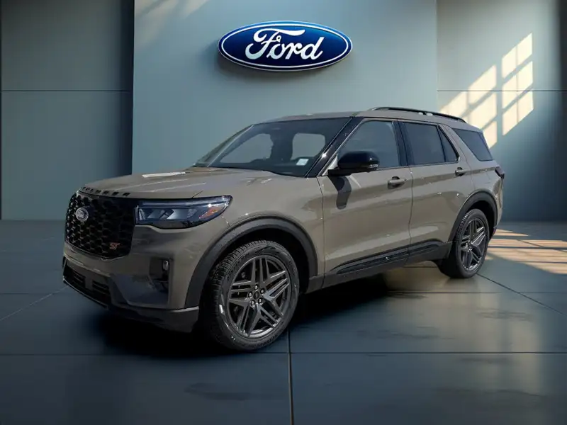 2026 Ford Explorer ST, šedá, 22 km, dovoz Kanada — foto 2 z 12
