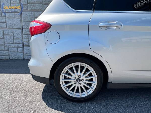 2013 Ford, dovoz USA — foto 12 z 12