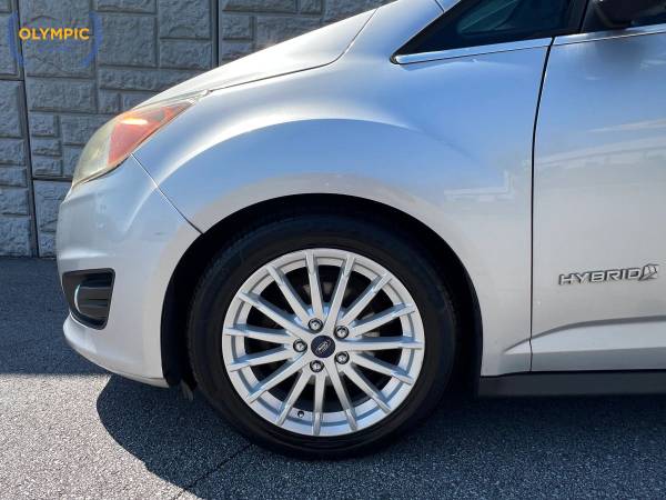 2013 Ford, dovoz USA — foto 9 z 12
