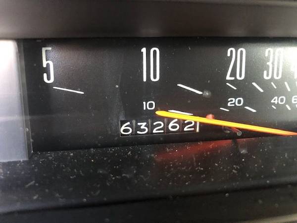1985 Cadillac, dovoz USA — foto 12 z 12