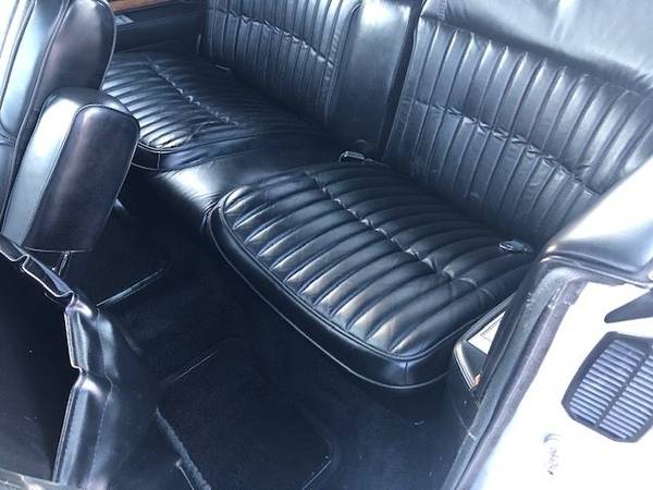1985 Cadillac, dovoz USA — foto 9 z 12