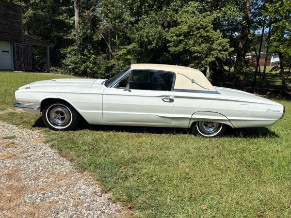 1966 Thunderbird 428 Q code, dovoz USA — foto 8 z 12