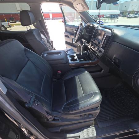 2016 GMC, dovoz USA — foto 11 z 12