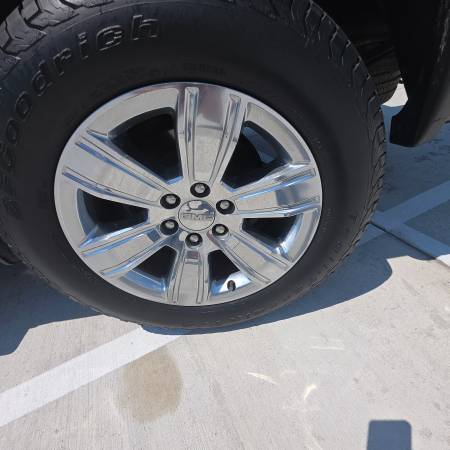 2016 GMC, dovoz USA — foto 6 z 12