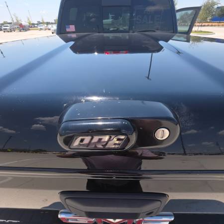 2016 GMC, dovoz USA — foto 7 z 12