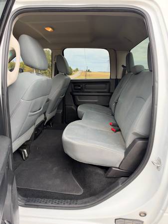 2013 Dodge, dovoz USA — foto 12 z 12