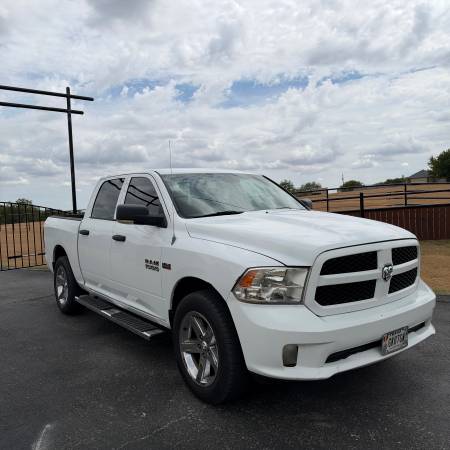 2013 Dodge, dovoz USA — foto 3 z 12