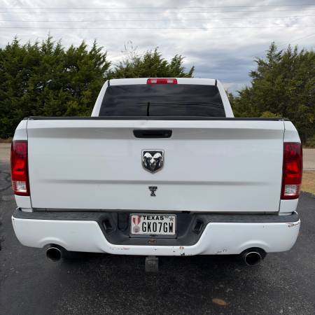 2013 Dodge, dovoz USA — foto 4 z 12