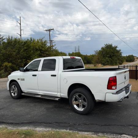2013 Dodge, dovoz USA — foto 6 z 12