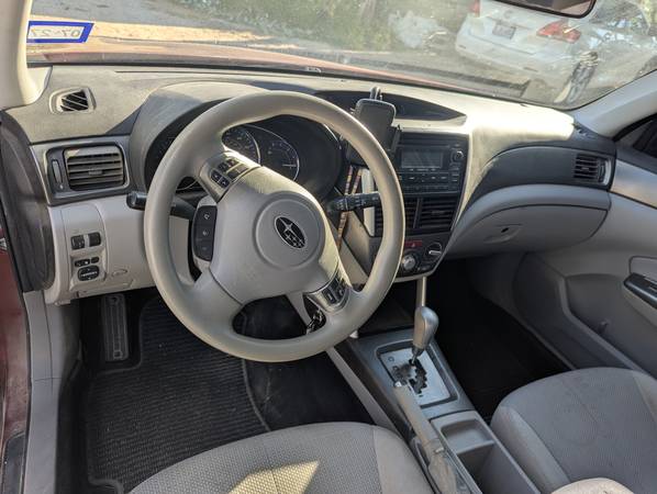 2011 Subaru, dovoz USA — foto 9 z 11