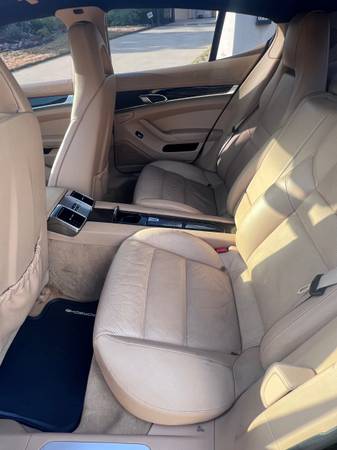 2012 Porsche, dovoz USA — foto 8 z 12
