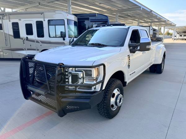 2020 Ford, dovoz USA — foto 2 z 12