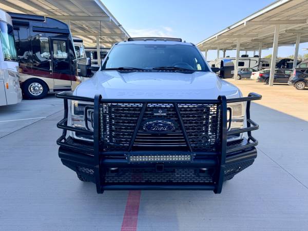 2020 Ford, dovoz USA — foto 3 z 12