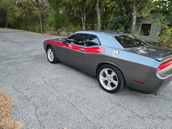 2013 Dodge, dovoz USA — foto 3 z 6