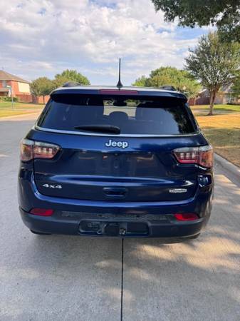 2018 Jeep, dovoz USA — foto 4 z 12