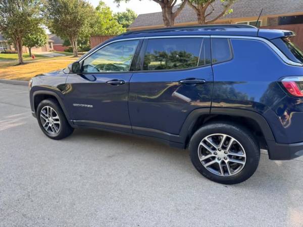 2018 Jeep, dovoz USA — foto 7 z 12