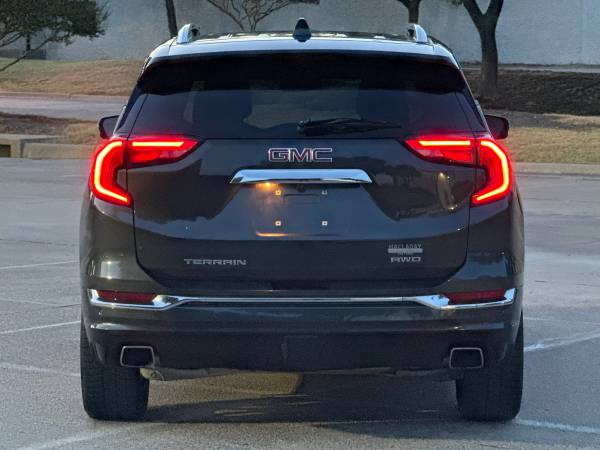 GMC, dovoz USA — foto 8 z 12