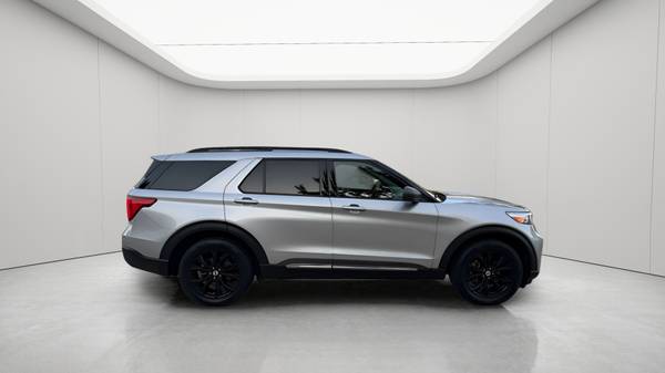 2020 Ford, dovoz USA — foto 4 z 12