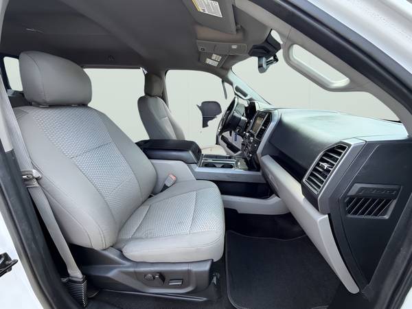 2019 Ford, dovoz USA — foto 11 z 12