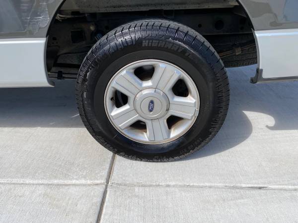 2004 Ford, dovoz USA — foto 10 z 12