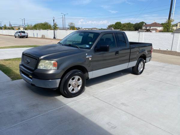2004 Ford, dovoz USA — foto 3 z 12