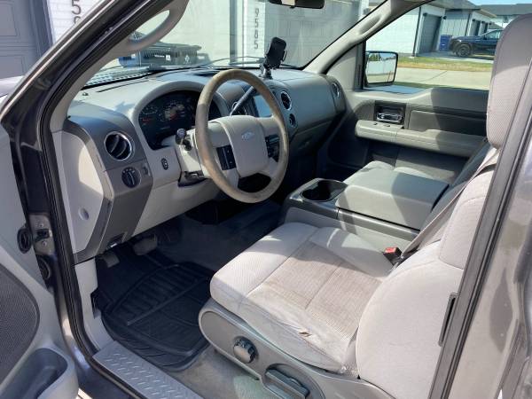 2004 Ford, dovoz USA — foto 5 z 12