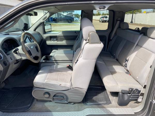 2004 Ford, dovoz USA — foto 9 z 12
